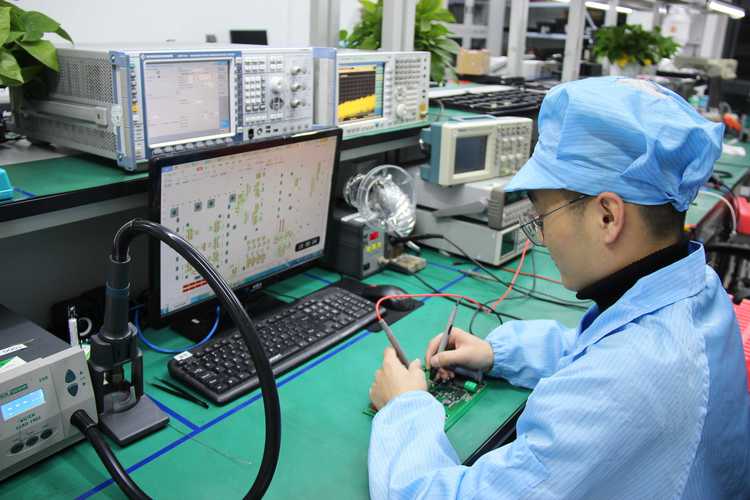 维修服务与史志编辑服务 两种专业服务的深度解析