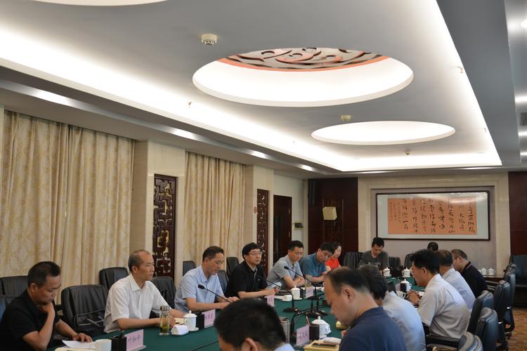 襄阳市史志研究中心 深耕史志编辑服务，点亮城市记忆之光
